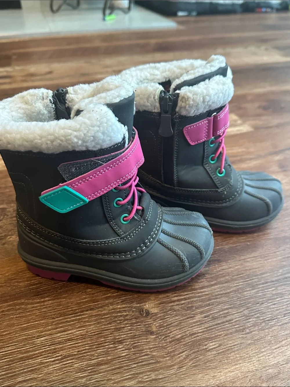 Cat Jack Kids wWaterproof Winter Boots with Pink Accents